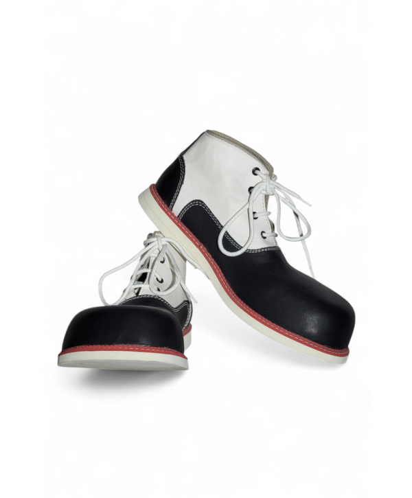 Zapato N. 42  pato  de Payaso Negro Blanco